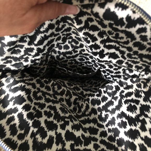 Vera Bradley cross body bag - Picture 8 of 8